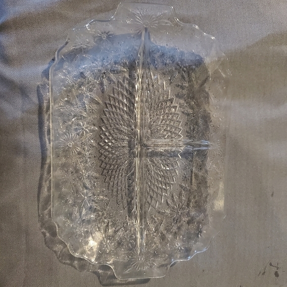 **vintage** Indiana Glass Pineapple and Floral Pattern - Picture 1 of 3